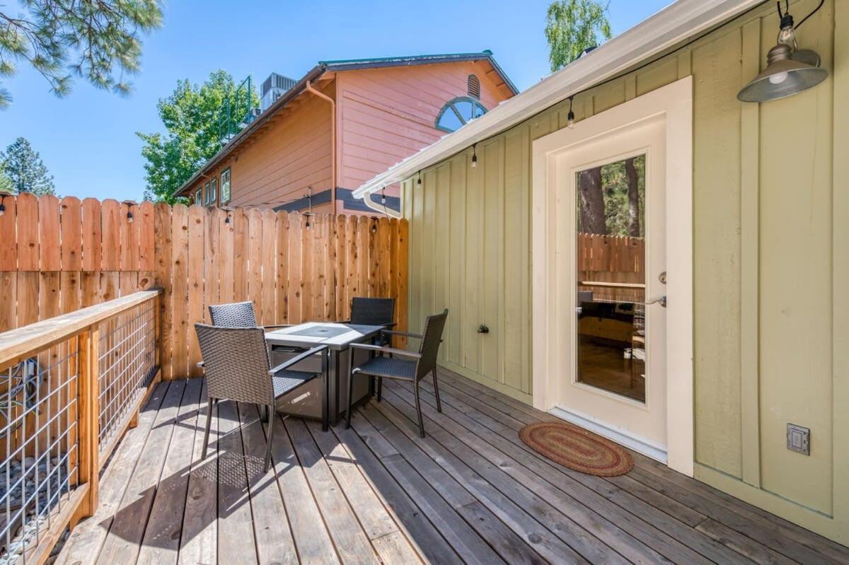 #3 Cottage Like Suite With Private Hot Tub Bass Lake Exterior foto